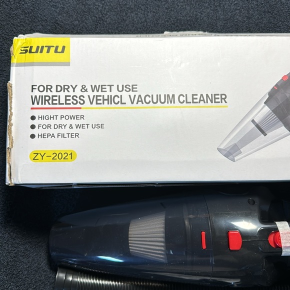 NWT Handheld Wireless vehicle vacuum cleaner - Picture 2 of 5